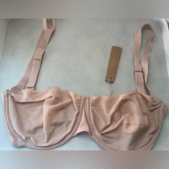 Skims No Show Unlined Balconette Bra Nude Women's Sz. 32 DDD - Picture 1 of 3